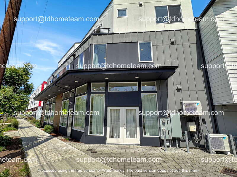 Seattle Townhome: 7118 Beacon Ave S