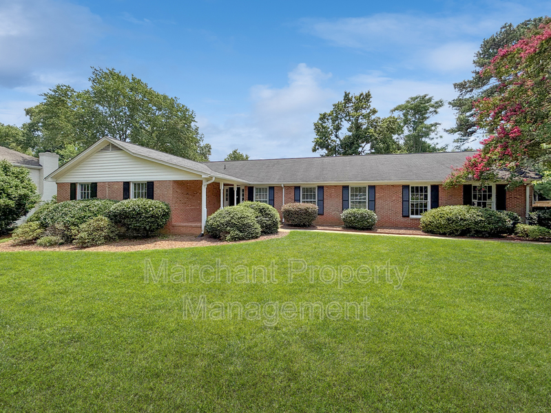 Greer House: 512 Devenger Road