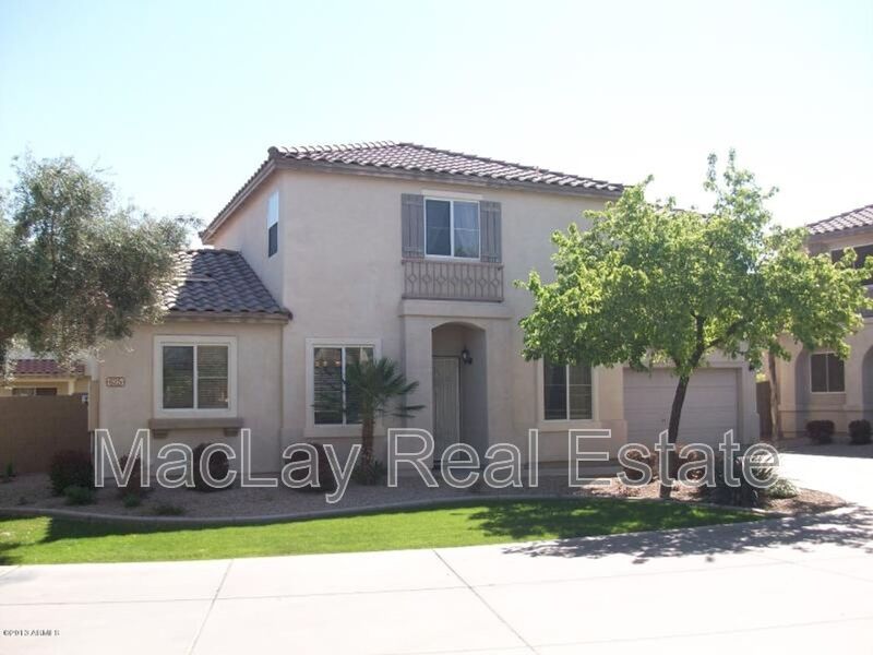 Chandler House: 625 E Colt Ct.