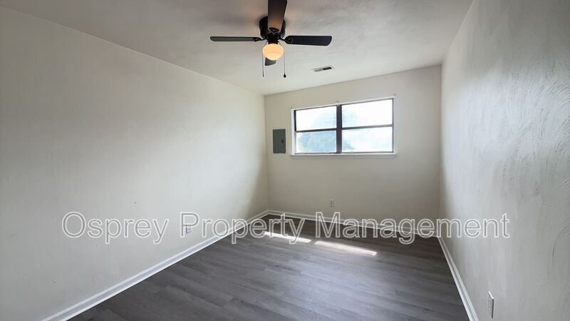 Charming 2-Bedroom Apartment in Norfolk! - Photo 10