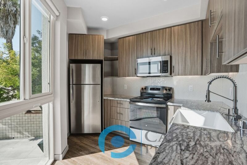 San Diego Condo: 3093 Broadway