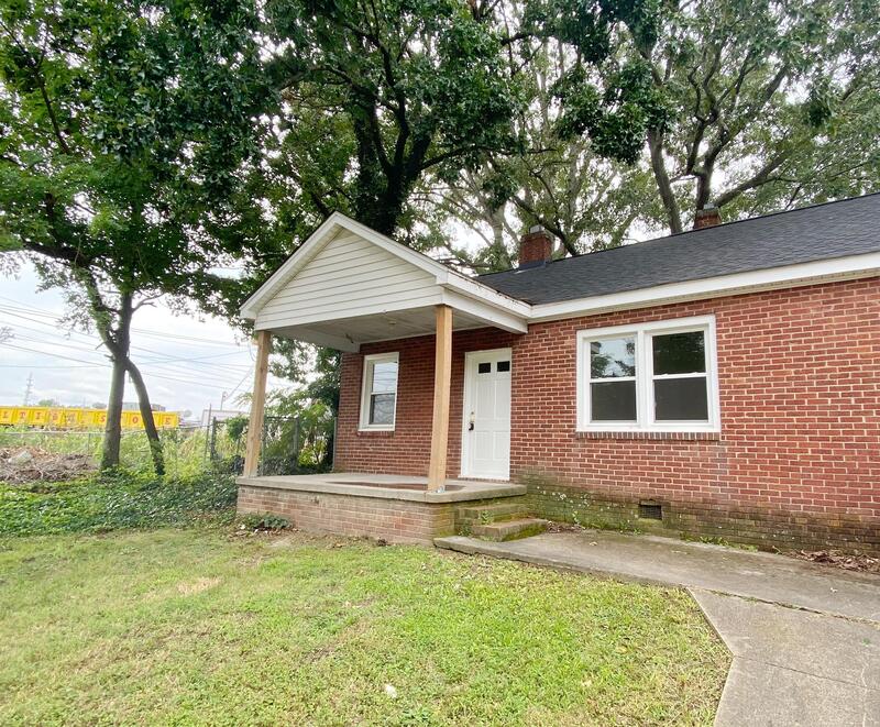 Burlington Condo: 306 North Ireland Street - 306