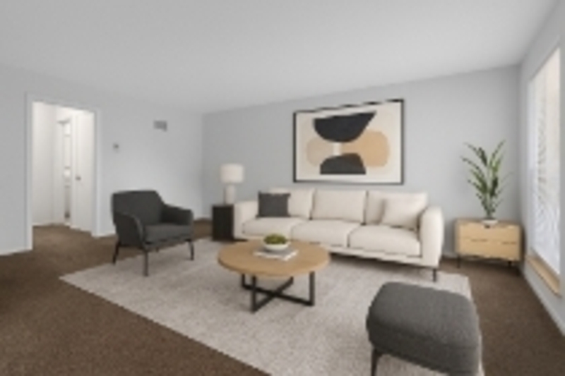Kansas City Condo: 420 W 89th St - B