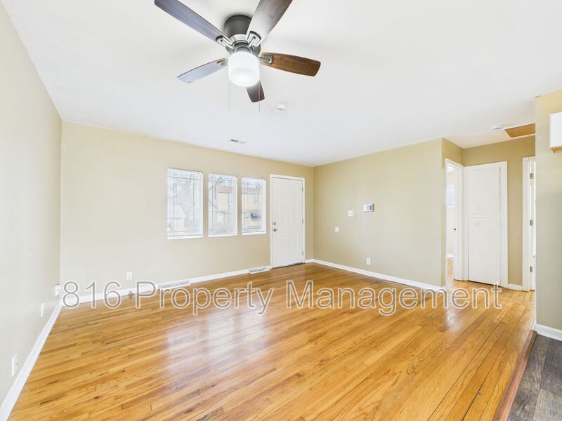 Kansas City House: 3716 Mersington Ave