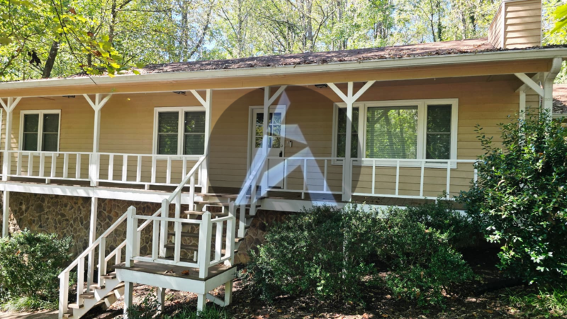 Acworth House: 103 Westland Court