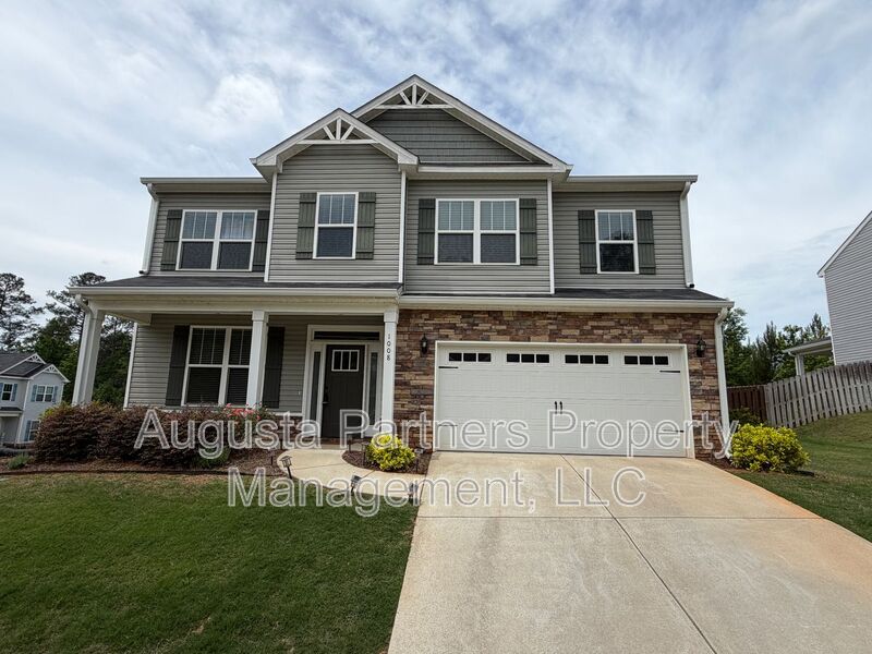 North Augusta House: 1008 Swan Court