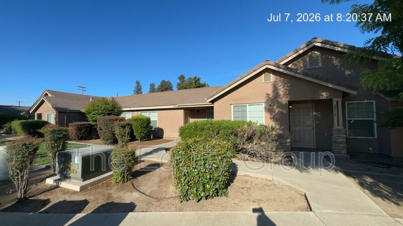 Visalia House: 2513 South Irma Street