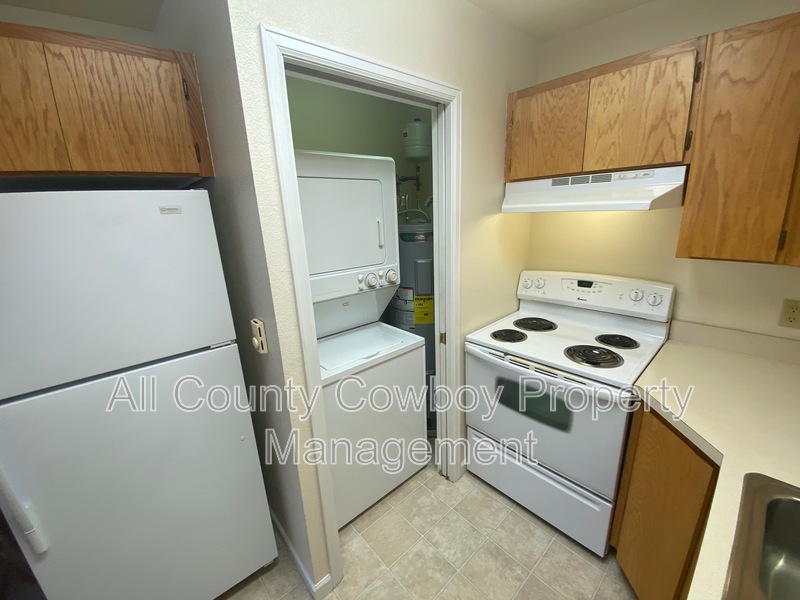 Laramie Condo: 1657 N. 5th St.