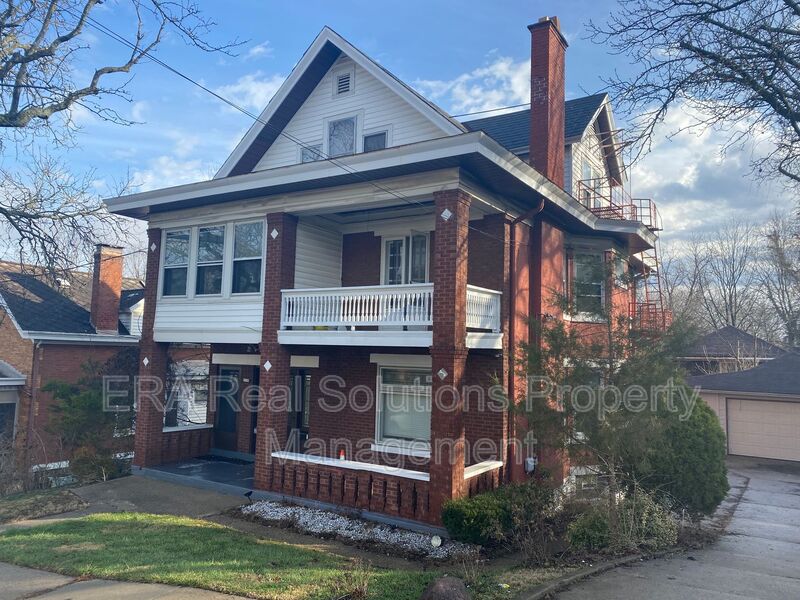 Cincinnati Condo: 2710 Ruberg Avenue