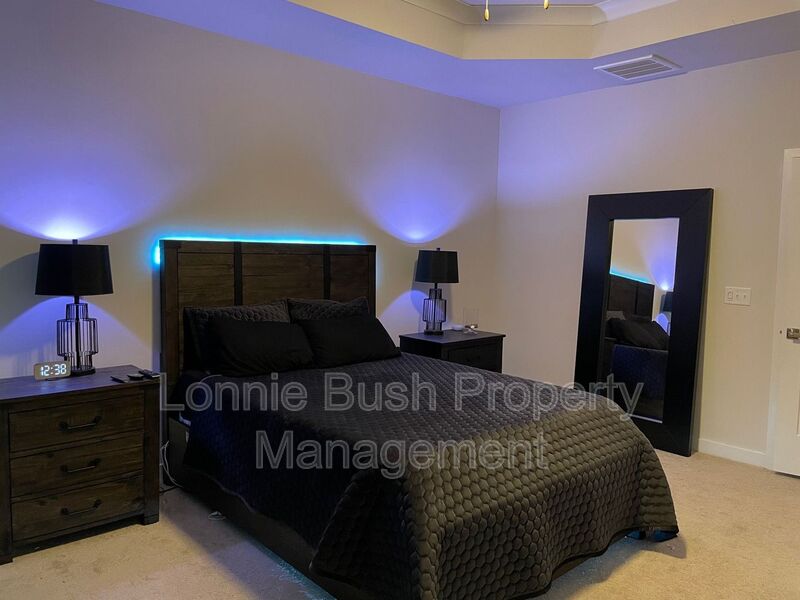 3 Bedroom Townhomes - Photo 10