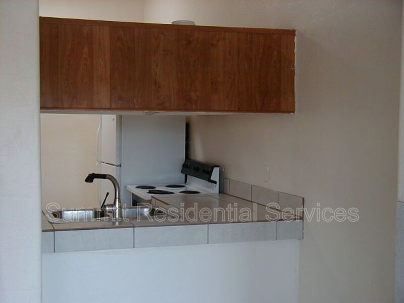 Tucson Condo: 383 E Thoroughbred Street