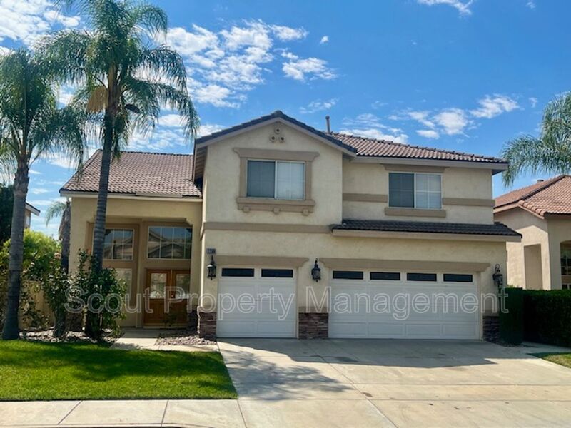 Temecula House: 33309 Morning View Dr