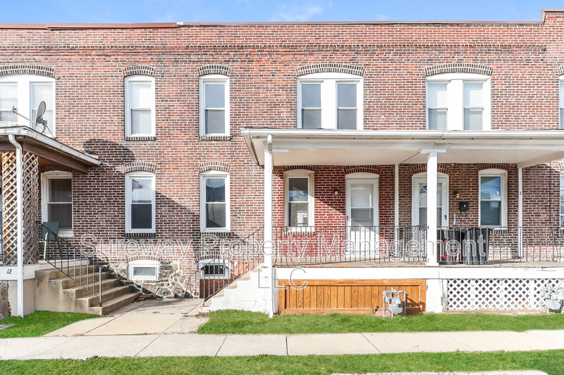 Marcus Hook House: 10 W 8th Street