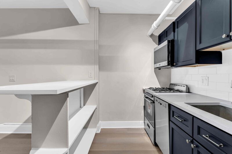 Baltimore Condo: 300 E. 30th St