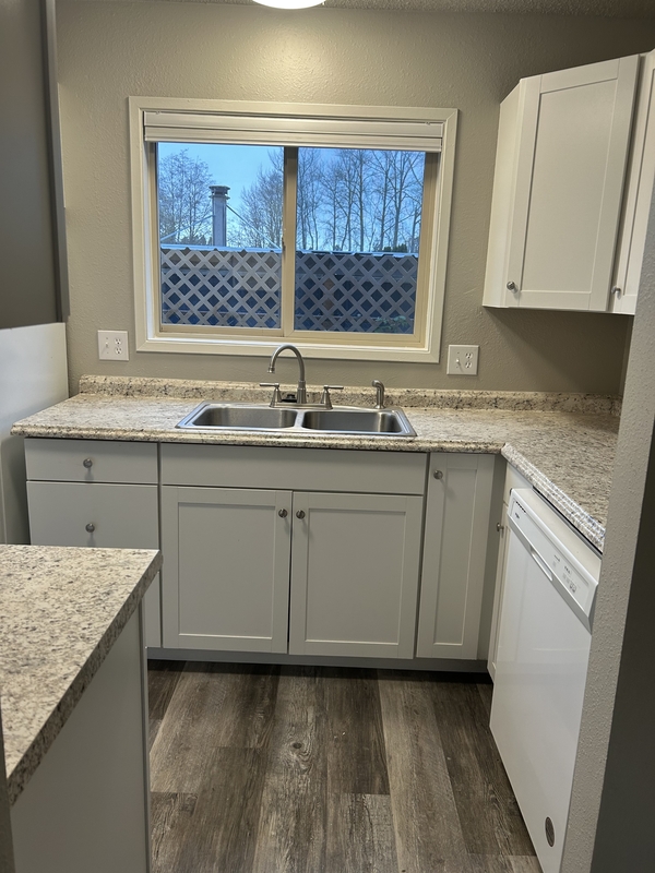 Bellingham Condo: 3437 Redwood Avenue - 15