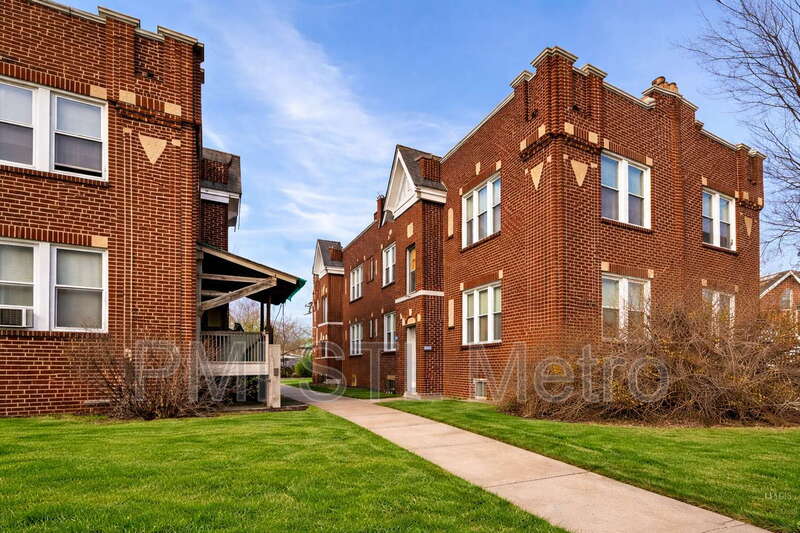 St. Louis Condo: 3883 Meramec Street