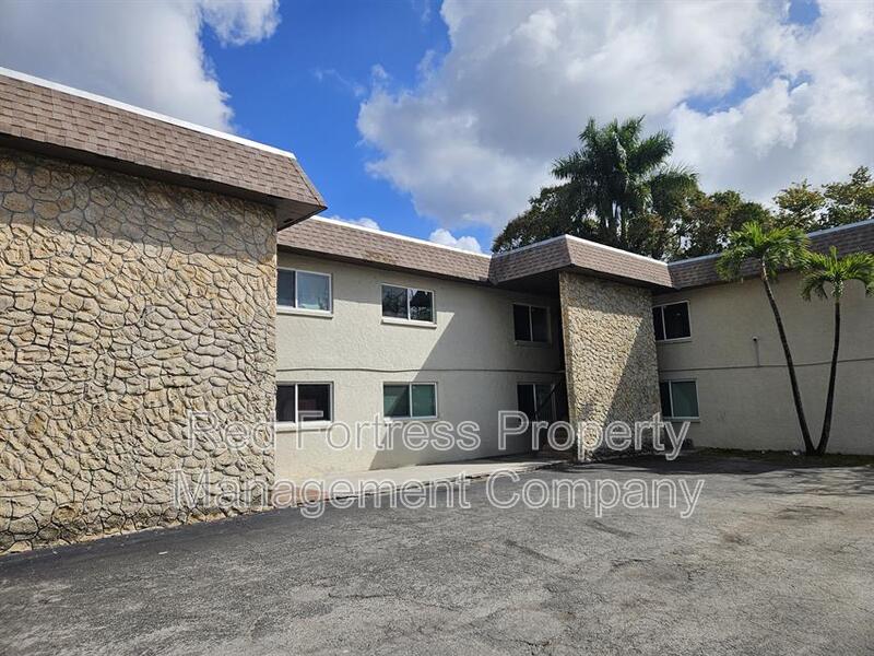 Fort Myers Condo: 4331 Glenwood Ave