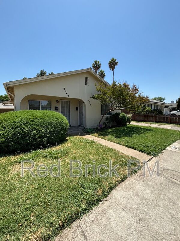 Merced House: 2240 Glen Ave.