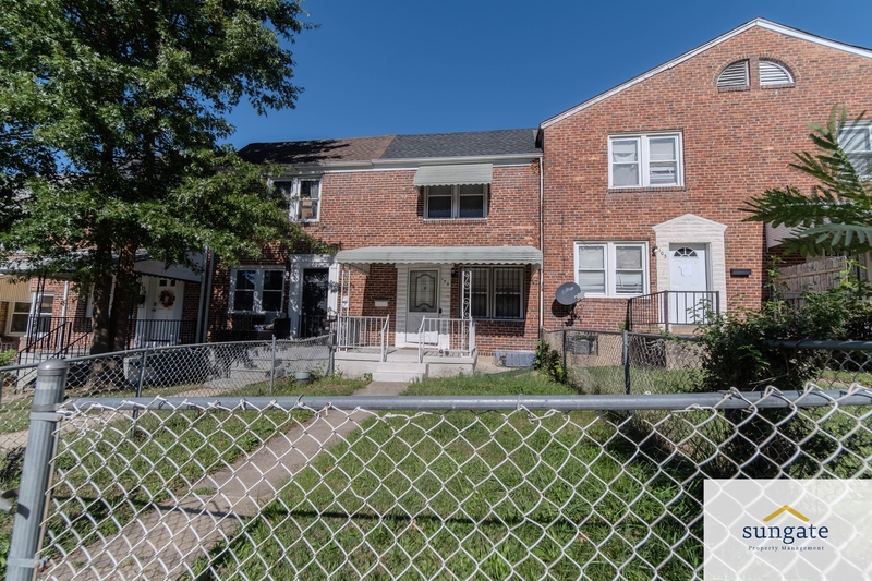 Baltimore Townhome: 105 Upmanor Rd