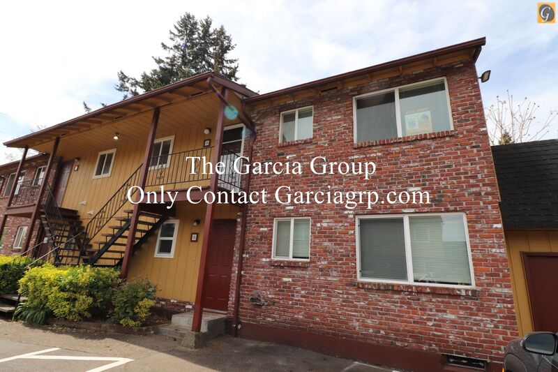 Oregon City Condo: 581 Holmes Lane