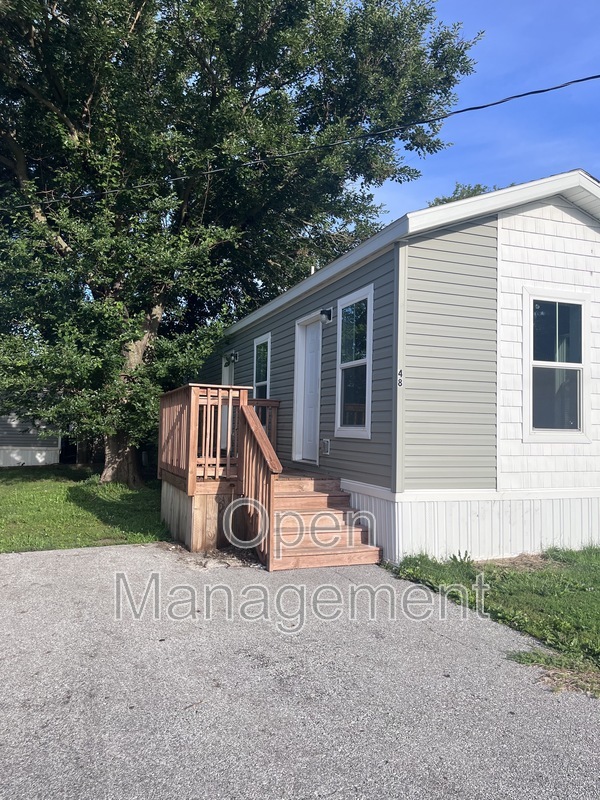 Ankeny House: 2301 Southwest Oralabor Road