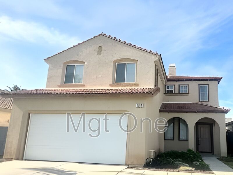 Moreno Valley House: 15379 Avenida Fiesta