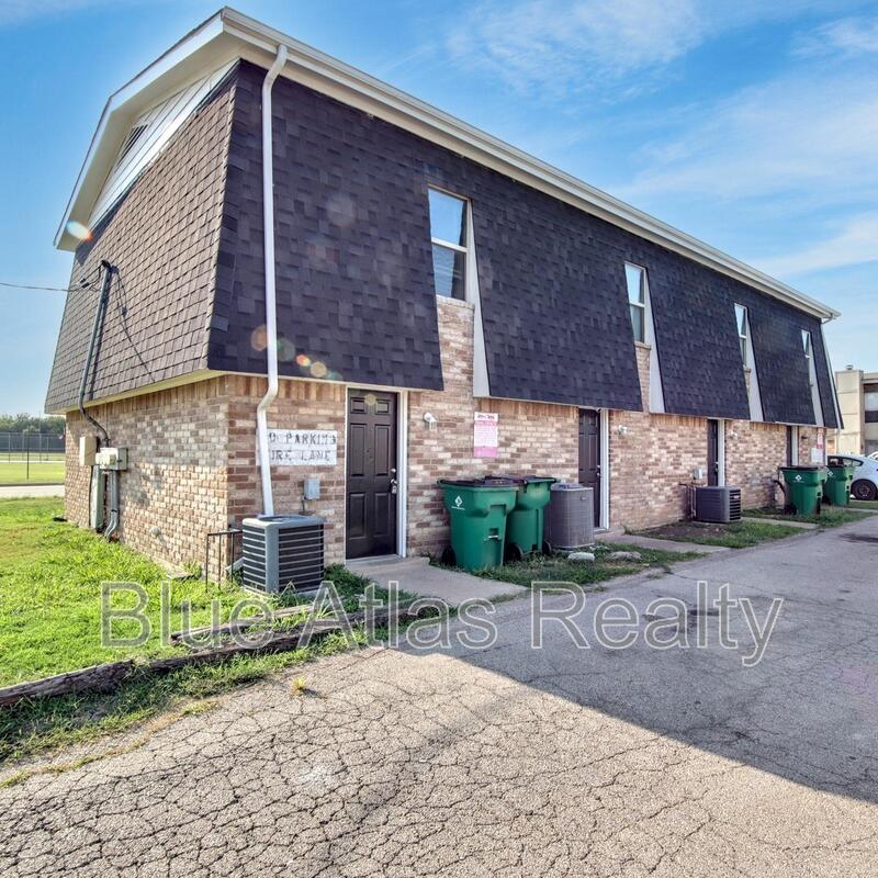 Everman Condo: 408 Noble Avenue - A