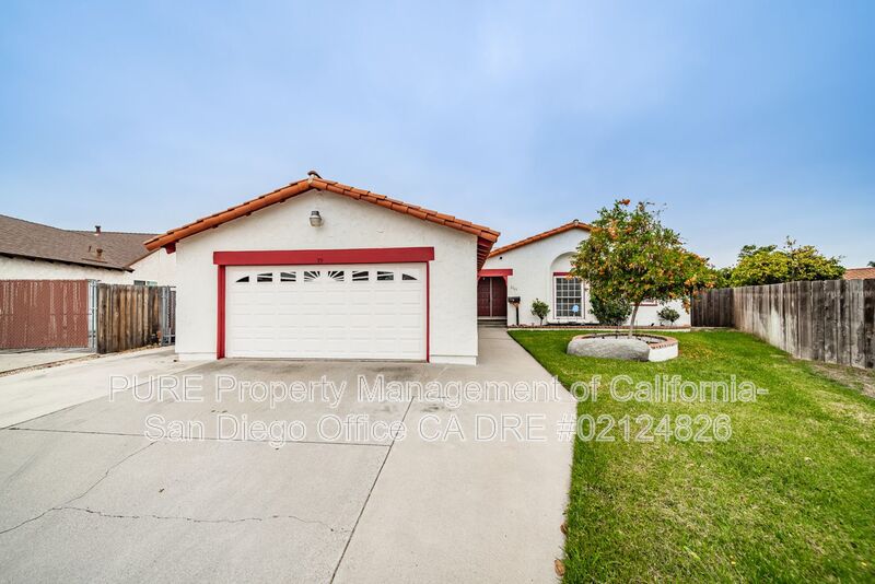 Escondido House: 2161 Taylor Place