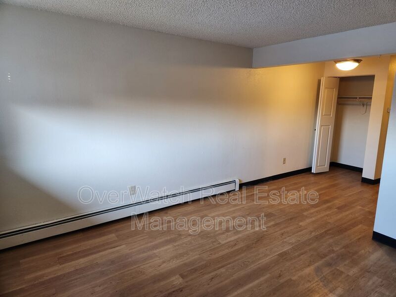 Anchorage House: 177 Michael Ct