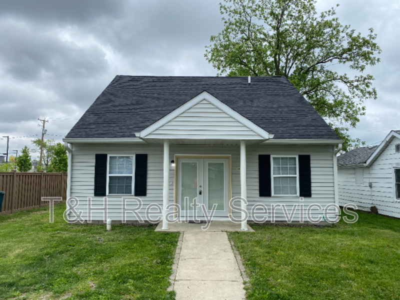 Muncie House: 3008 North Pauline Avenue