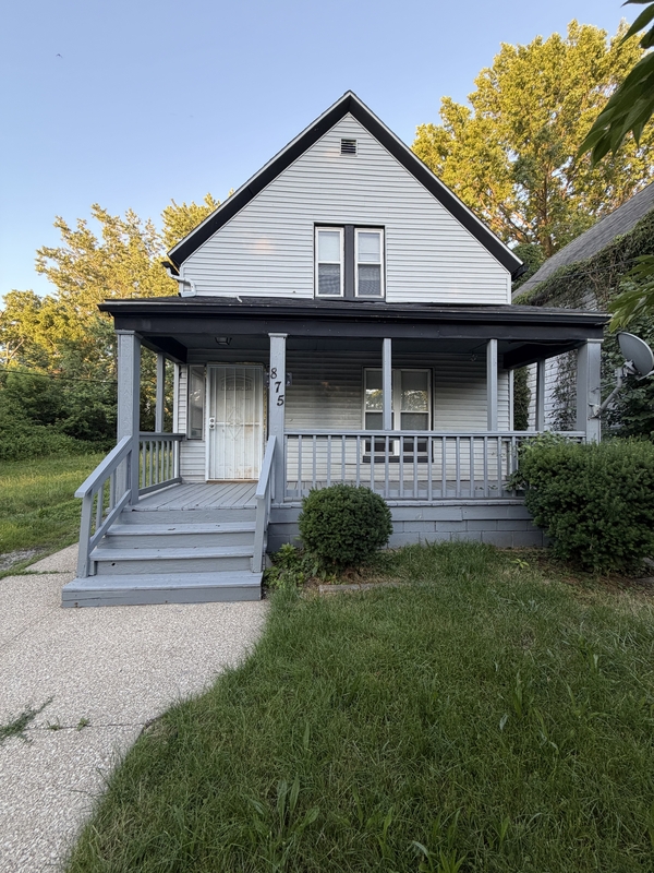 Cleveland House: 875 East 154th Street