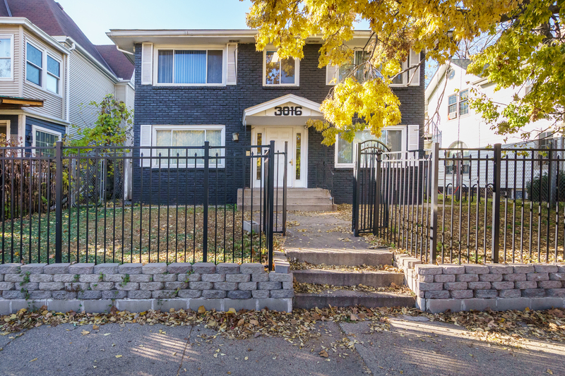 Minneapolis Condo: 3016 Pleasant Ave