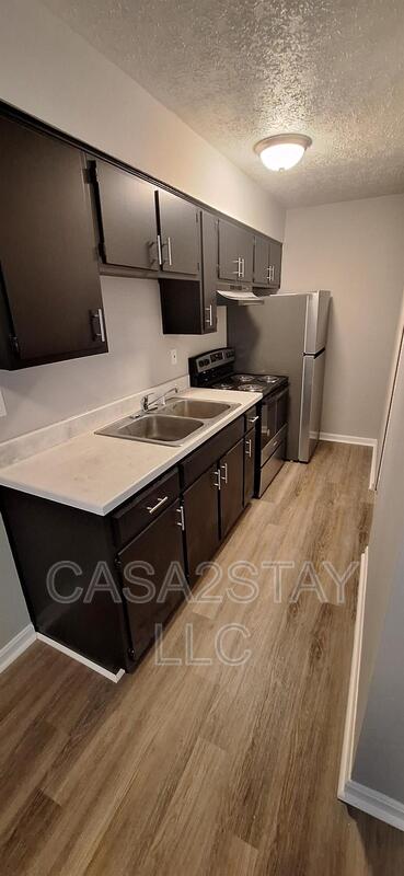 Radcliff Condo: 668 Knox Blvd