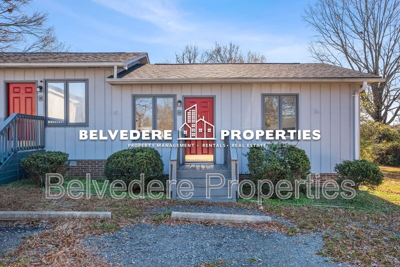 Siler City House: Third Ave N (507)