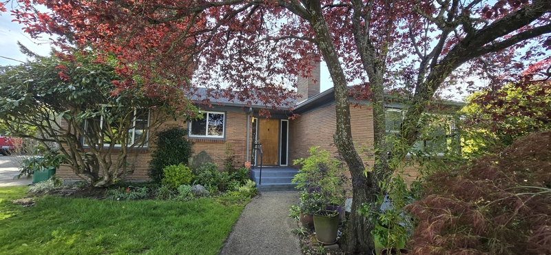 Seattle House: 10407 64th Ave S.