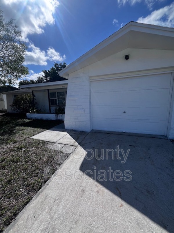 New Port Richey House: 5316 Seahorse Dr