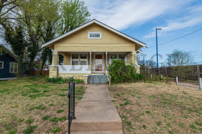 Wichita House: 439 North Lorraine Avenue