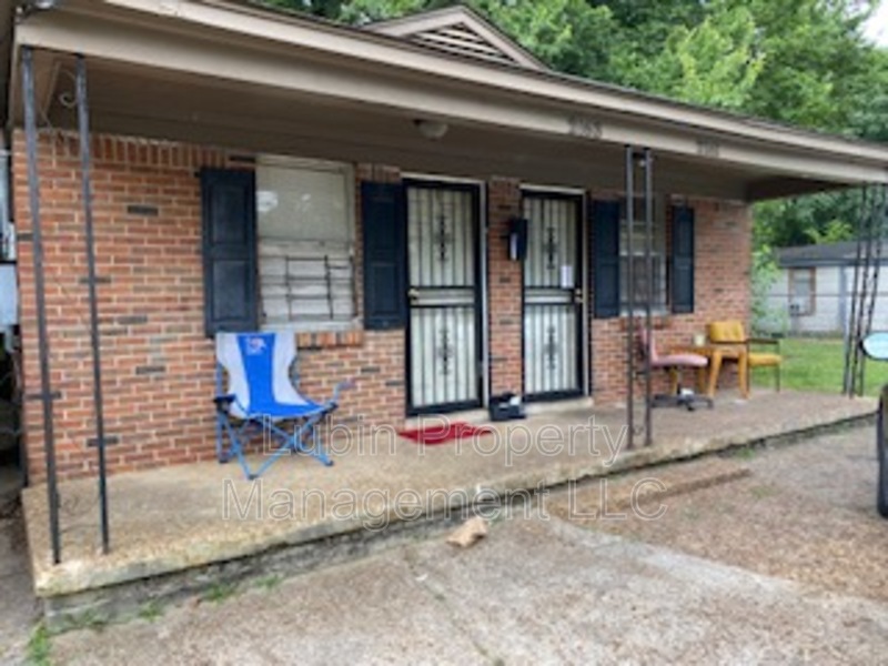 Memphis Condo: 2163 Howell Ave