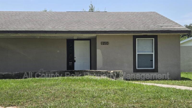 Lakeland Condo: 1210 Fairway Dr.