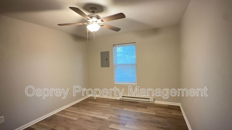 Recently Renovated 2-Bedroom Apartment in Norfolk, VA! - Photo 9