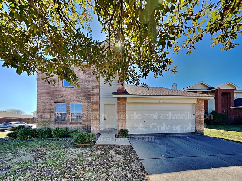 Royse City House: 2717 Marsha Ln