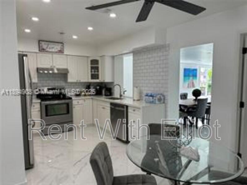 Dania Beach House: 4531 SW42 terr