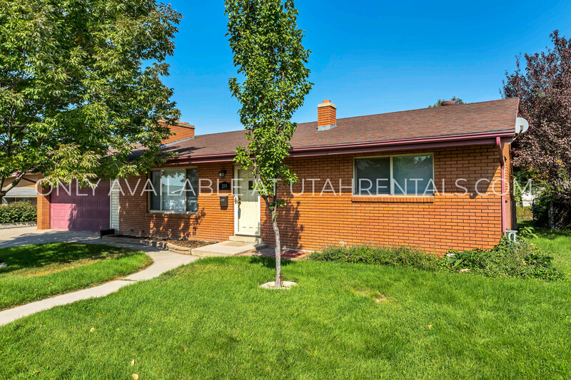 Provo House: 299 E 3200 N