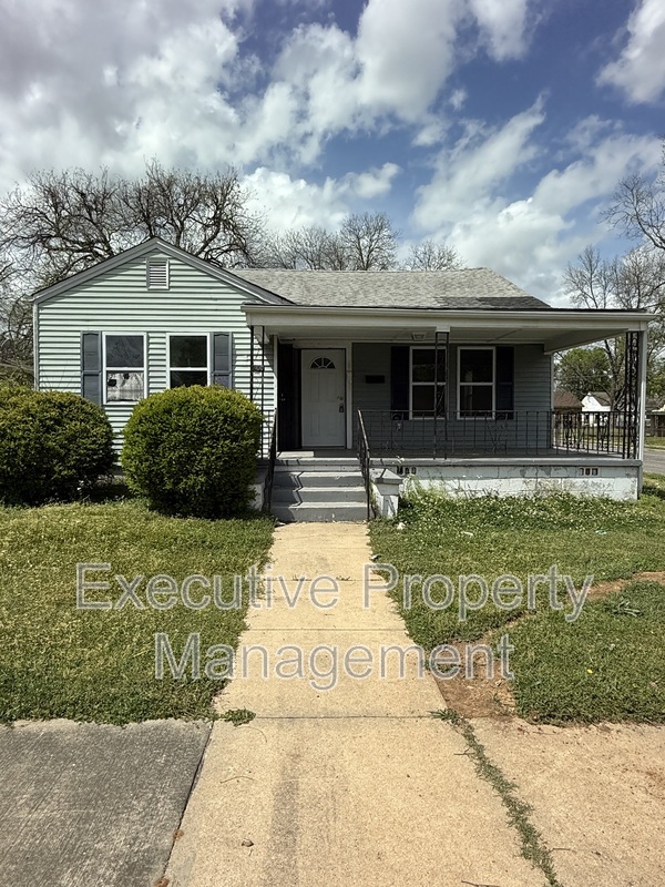 Birmingham House: 3100 Avenue J