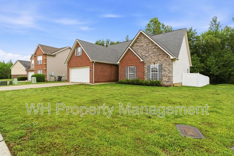 Pleasant View House: 572 Preakness Ci Pleasant View
