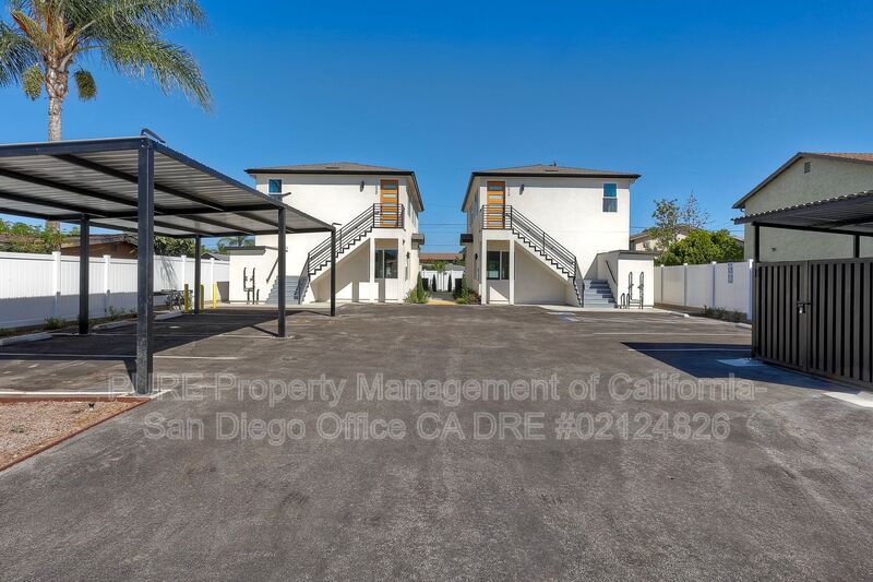 Escondido House: 630 N Juniper