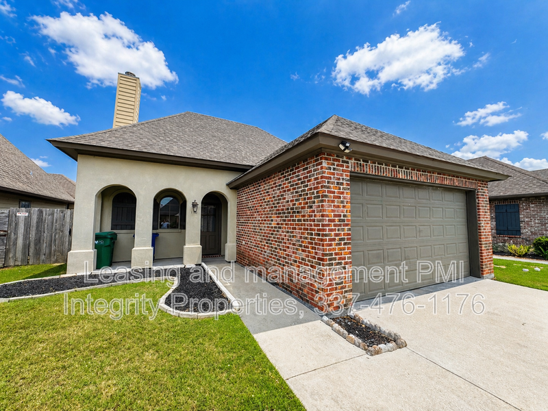 Youngsville House: 110 Canton Ct