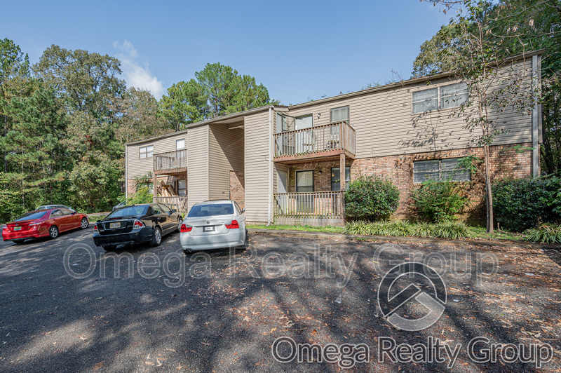 Jasper Condo: 400 7th St E