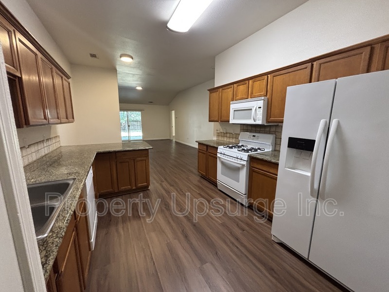 Cottonwood Condo: 3715 Silvario Court