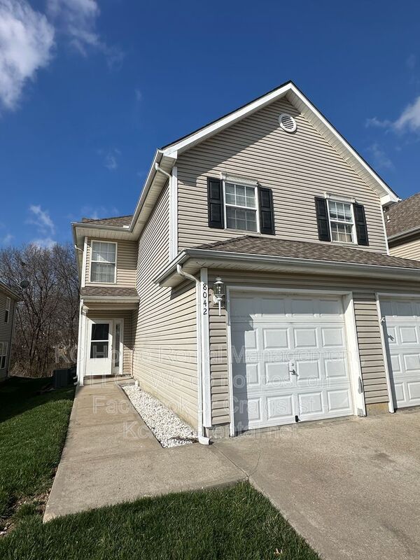 Kansas City House: 8042 N Elmwood Ave